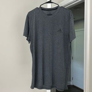 Adidas T-Shirt